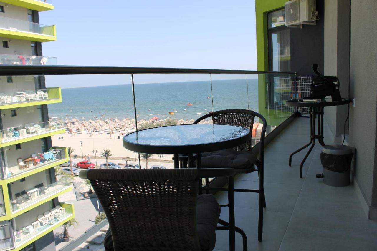 On Beach-Mamaia Residence Năvodari Exterior foto